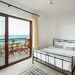 Seagrove, Beachfront In Possidi #feelslikehome Casa de Férias Skála Foúrkas