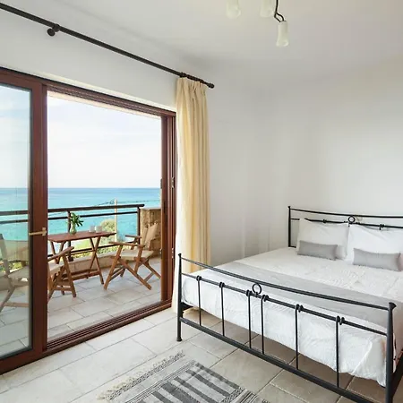 Seagrove, Beachfront In Possidi #feelslikehome Feriehus Skála Foúrkas