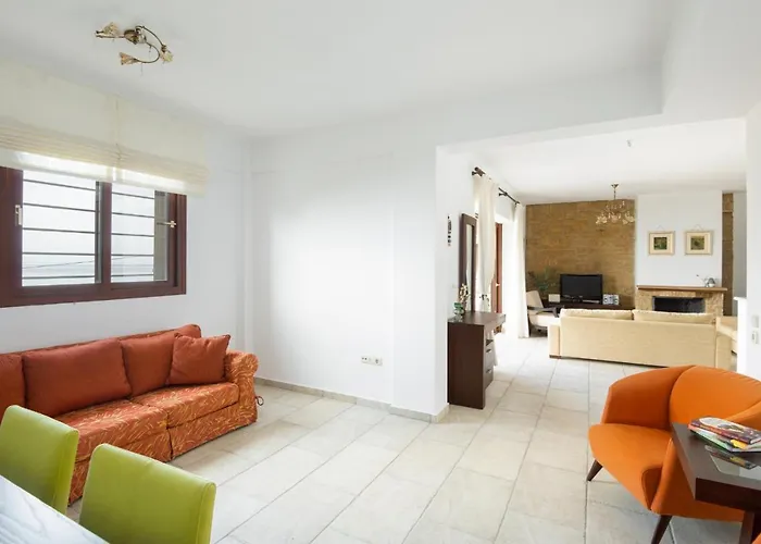 Case de vacanță Seagrove, Beachfront In Possidi #feelslikehome *